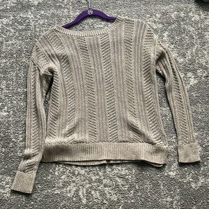 Open slit back beige Sweater